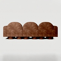 Canapé sectionnel trois places à dossier arqué de style médiéval, directement de l'usine, durable, écologique, à couches plates, pour salon résidentiel