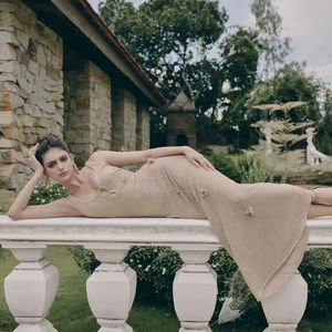 Vestido Dune, Vestido de Alta Costura, Estilo Fiesta en la Playa, Sexy y Elegante - Product Image 1