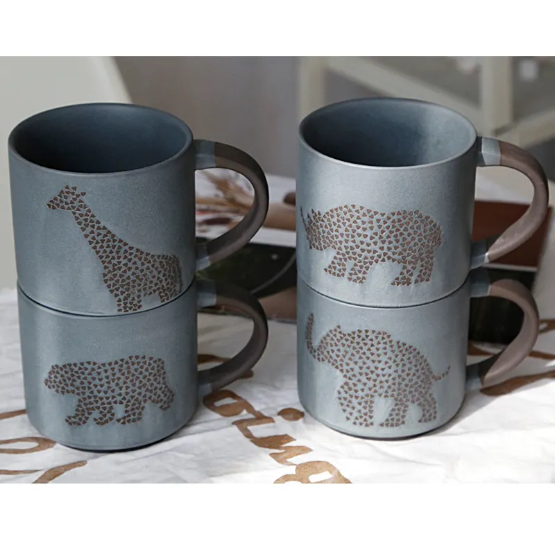 Tazza di caffè su ordinazione di ceramica del tè delle tazze su ordinazione ceramiche del modello animale sveglio all'ingrosso di progettazione unica per il regalo