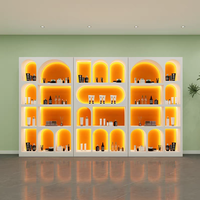Vitrine de présentation cosmétique haut de gamme avec finition de qualité, armoire de laboratoire, vitrine commerciale personnalisée pour soins de la peau avec éclairage LED