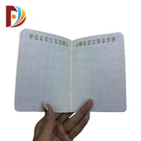 Libreta Cosida con Forma de Pasaporte en Cuero PU Rosa con Textura Cruzada Personalizada, Estampado en Lámina Dorada, Recuerdo de Boda para Novia