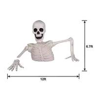 Décoration d'Halloween : Sorcière debout avec balai, yeux lumineux, pour parcs à thème, maisons hantées, salles secrètes, accessoire de décoration pour une ambiance effrayante