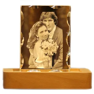 OEM / ODM 3d лазерная гравировка фото хрустальные сувениры свадебный подарок