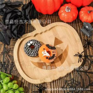 Bandeja de madera con forma de calabaza de Mu Yujia, bandeja decorativa de Halloween para fiestas y uso doméstico, madera maciza duradera - Product Image 1