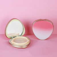 Vente en gros de boîtes compactes en plastique ABS rose en forme de cœur de 15 g, vides, pour fond de teint, cosmétiques, avec coussin d'air, poudre libre, manipulation par estampage