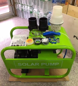 Pompe à eau solaire portable DCPM60-20-200-2200, grand débit de 4 pouces pour système d'irrigation, alimentée par l'énergie solaire, haute efficacité - Product Image 1