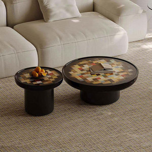 Ensemble de tables basses rondes modernes avec plateau <span class=keywords><strong>en</strong></span> mosaïque coloré et base <span class=keywords><strong>en</strong></span> bois pour la décoration de la maison, du salon et de la villa - Product Image 1