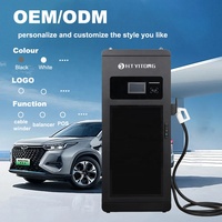 Nouvelle Station de Recharge Véhicules Électriques Intelligente pour Hôtels et Commerces, Chargeur Rapide DC Double Pistolet 160kW avec Écran DOOH 55 pouces, OCPP 1.6J 400V