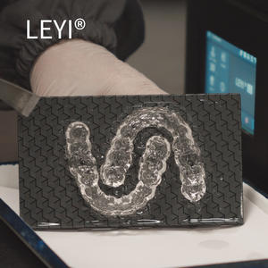 راتنج أسنان شفاف متوافق حيويًا من LEYI DSP01 للدعامات الصلبة واللينة وواقيات الأسنان الليلية، دقة عالية، 1 كجم/زجاجة، نقاء 100% - Product Image 4