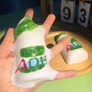 ของเล่นบีบว้าว่าฮ่า แบบยืดหยุ่นช้า กลิ่นนมแคลเซียม ดีไซน์ขวดนม ของเล่นรูปสัตว์สำหรับเด็ก - Product Image 3