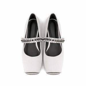 Femmes élégantes chaîne en cristal ceinture Mary Jane chaussures mode bout carré <span class=keywords><strong>prune</strong></span> Satin talons bas dames chaussures <span class=keywords><strong>de</strong></span> fête <span class=keywords><strong>de</strong></span> mariage pour la mariée - Product Image 6