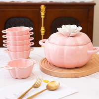 Ensemble de vaisselle en porcelaine en forme de fleur de fête à la maison nordique blanc rose gris pot à soupe en céramique et bols avec support de rangement en or