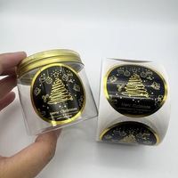 Etiqueta de Papel Texturizado de Lujo Personalizada con Impresión en Relieve con Lámina Dorada, Recubrimiento UV y Logotipo Privado para una Marca de Alta Gama