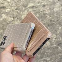 Étui de téléphone antichoc en cuir PU de haute qualité pour 17/16/15/13/1214 Pro MAX 8 7 avec porte-cartes à motifs sur la coque arrière