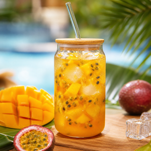 Vaso de vidrio de borosilicato OEM al por mayor con tapa de bambú y pajita, vaso personalizado con forma de lata de refresco para <span class=keywords><strong>caf</strong></span>é helado, zumo y bebidas - Product Image 4