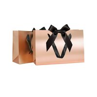 Sacs cadeaux en papier blanc recyclé écologiques de luxe avec logo personnalisé, ruban pour mariage, artisanat, cosmétiques, bougies, emballage de vêtements