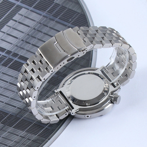 นาฬิกา MINUTETIME รุ่น NH35 สำหรับผู้ชาย ตัวเรือนสแตนเลสสตีล พร้อมโลโก้สั่งทำพิเศษ  หน้าปัดเรืองแสง ระบบอัตโนมัติ กันน้ำได้ลึก 30 บาร์/300 เมตร เหมาะสำหรับดำน้ำ - Product Image 5