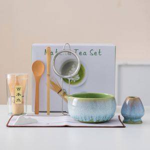 Accessoires pour la cérémonie du thé japonaise : bol à matcha avec bec verseur, fouet en bambou, cuillère à thé, tamis en acier inoxydable, outil pour le matcha - Product Image 2