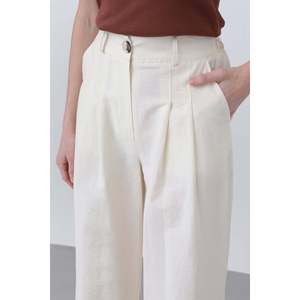 Pantalones Básicos Plisados para Mujer de Soul - Cómodos Pantalones Casuales de Cintura Alta en Color Beige Arena para Uso Diario - Product Image 2