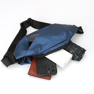 Sac banane tendance pour homme, résistant à l'eau, gris, noir, bleu foncé, champagne, couleur unie, pour les voyages en plein air et les trajets quotidiens - Product Image 2