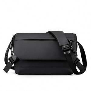 Vente de gros Sac de facteur à bandoulière personnalisé pour hommes avec logo Sac de cyclisme décontracté à bandoulière imperméable à membrane - Product Image 5