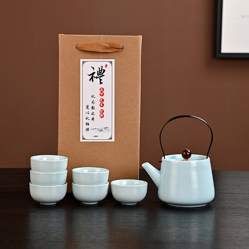 Six tasses de Ge ware bleu ciel