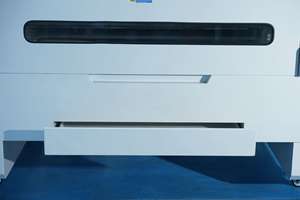 Jiuyi Reci Laser Tube <span class=keywords><strong>CO2</strong></span> Laser Machine De Découpe Meilleure Vente Zone De Travail 1300*900mm 150w 300w Vitesse Rapide en Vente - Product Image 5