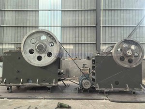 Entrega Rápida, Trituradora de Martillos Pequeña HOWANN 150*250 con Rodamiento para Uso en Minería, Capacidad de 5-8t/h, Motor AC, Alta Productividad - Product Image 5