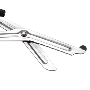Portable Curved Gauze Scissors Stainless Steel Black Handle Medical Bandage Scissors Outdoor Camping First Aid Use - Product Image 4