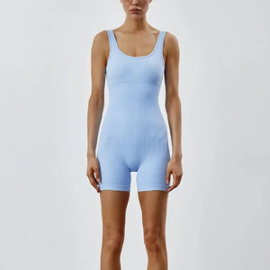 Nuevo entrenamiento Active Wear Mamelucos acanalados Skinny Biker Shorts Mono Bordado Carta Monos de mujer - Product Image 1