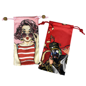 Hochwertige benutzer definierte Logo gedruckt schwarze Brille Tasche Sonnenbrille Staubbeutel Brillen tasche Mikro faser Sonnenbrille Tasche - Product Image 5