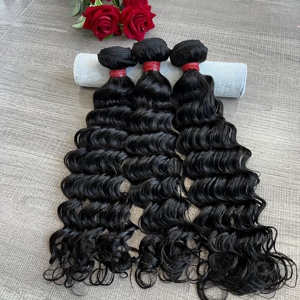 Paquetes de Cabello Humano Virgen Indio Ondulado Suelto al por Mayor para Mujeres, Extensiones de Cabello Ondulado Húmedo con Doble Trama - Product Image 1