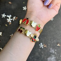 2025 nouveauté unisexe mode bijoux plaqué or Bracelets argent Bracelet lettre cerise coeur breloque pour femmes Couple cadeau
