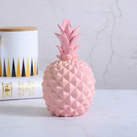 Accessoires décoratifs pour la maison Offre Spéciale idée ananas en céramique avec couronne figurine moderne écologique Art déco bureau