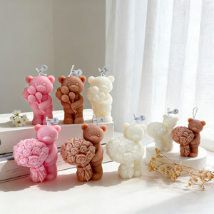Bouquet de bougies parfumées en forme d'ours, bougie aromathérapeutique en forme d'ours pour la décoration de la maison, cadeau de la Saint-Valentin - Product Image 1