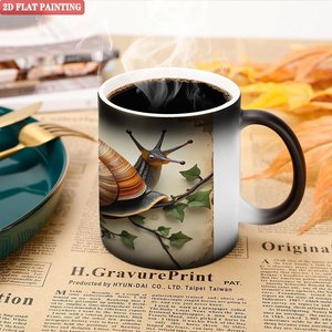 Taza Blanca Esmerilada Negra de 11 oz, Taza de Cerámica Sensible al Calor con Diseño de Caracol - Product Image 5