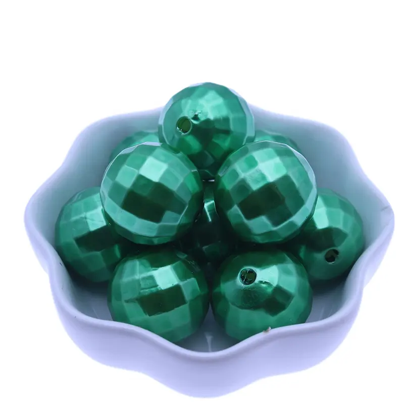 Großhandel Solid Christmas Green Round Earth Facettierte Disco Bubble Gumball Facettierte Günstige Perle Kunststoff Perlen
