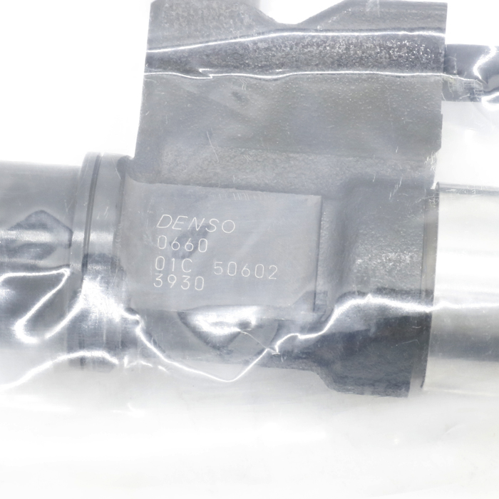 diesel fuel injector 095000-6363 0950000-8930 8-97609788-0 8-97609788-1 injector for ISUZU 4HK1 6HK1 FRR, FSR 8-97609788-4