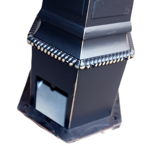 Lampadaire extérieur moderne à LED 60W en aluminium, lampe de jardin étanche IP66 avec alimentation par batterie - Product Image 2