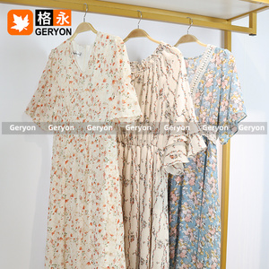 Geryon Abiti da Sera in Seta Vintage di Seconda Mano, Stili Misti, Lotto all'Ingrosso, Vestiti da Donna Usati, Balle da 45kg MOQ - Product Image 4