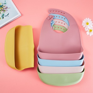 Klappbare tragbare dauerhafte Kleinkind Essentials Säuglings-Bib, wasserdichte Lebensmittelqualität Kindersilikon-Babysubben zur - Product Image 1