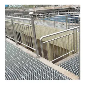 Metal Building Material Hot dipped Galvanized/ Stainless Steel Various Specification Grating Drainage Cover Pool Grating