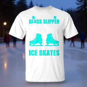 Olvídate del zueco de cristal, esta princesa usa patines sobre hielo, camiseta - Product Image 3