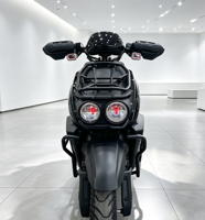 Scooter électrique à accélération fluide, freinage réactif, maniabilité facile pour les cyclistes urbains