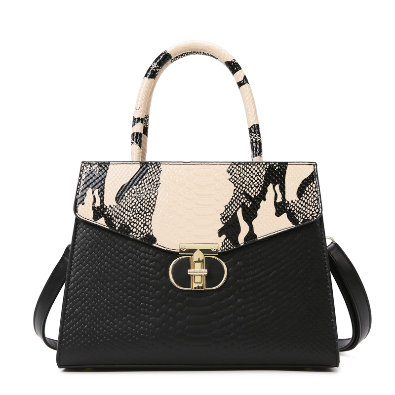 Snake skin black