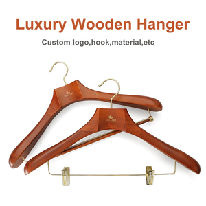 <span class=keywords><strong>Cintre</strong></span> en bois premium LINDON, robuste, à épaules larges, pour costumes, manteaux et pantalons - Product Image 2