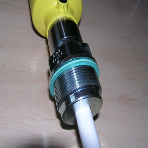 NUEVO Electrodo de Varilla Capacitiva VEGACAL 64 con Partes Humedecidas de Aluminio 316L, Precisión de 2 mm, Hecho en Alemania - Product Image 3