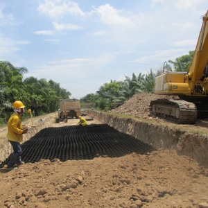 Fabrication stabilisateur de sol de protection de pente allée geo cellule pavé de <span class=keywords><strong>gravier</strong></span> grille pehd geocell d'allée de grille pour le <span class=keywords><strong>gravier</strong></span> - Product Image 3