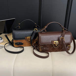 Bolso de hombro de cuero sintético de alta calidad y a la moda para mujer. - Product Image 2