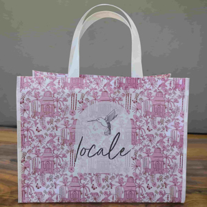 Sacs de courses réutilisables personnalisés imprimés avec logo, sacs non tissés à poignées, sacs non tissés type T-shirt, sacs non tissés type gilet - Product Image 1